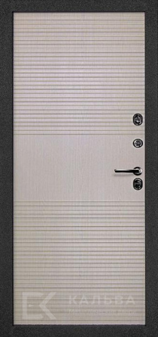 Фото №2 «Металлическая дверь дуб медовый снаружи светлая панель с рейками №526»