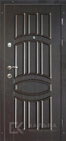 Фото «Стальная дверь тёмная со светлой панелью геометрия №30»