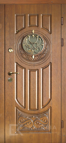 Фото «Железная дверь с круглым стеклом и ковкой для частного дома №369»